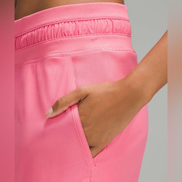 Lululemon Dance Studio Mid-Rise Cropped Pant
Sakura Pink, Size 14 - Picture 5 of 9